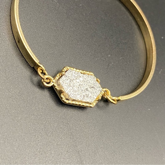 Handmade crystal resin Druzy bracelet - Picture 2 of 5